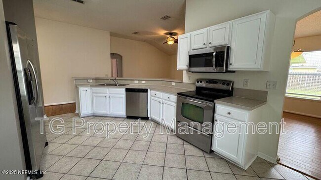 Foto del edificio - 9583 Stratham Ct