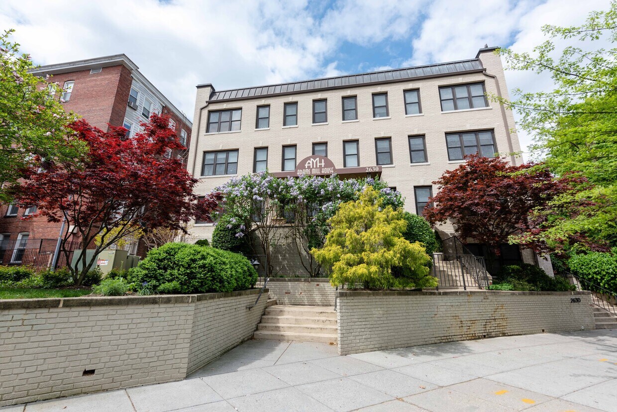 Photo - 2630 Adams Mill Rd NW (Washington, DC)