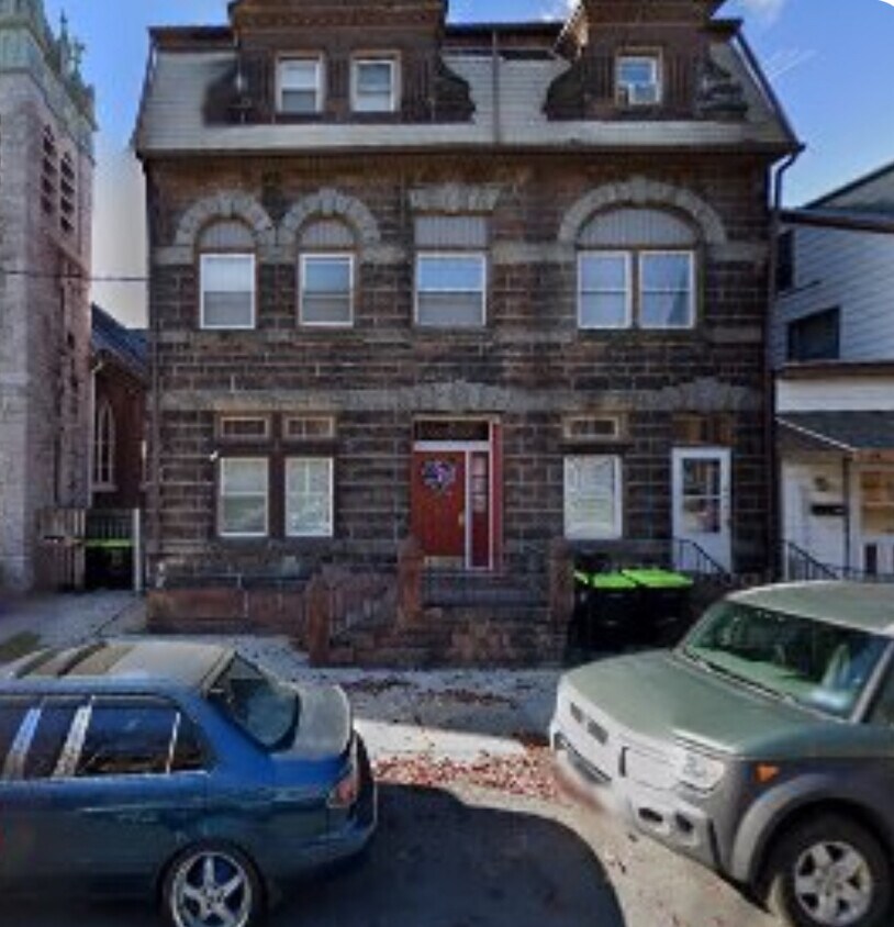 Foto del edificio - 339 N 8th St