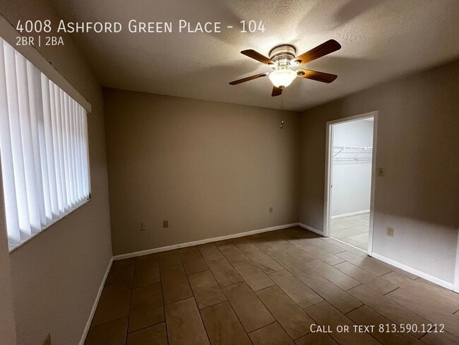 Building Photo - Well Kept Tampa Condo