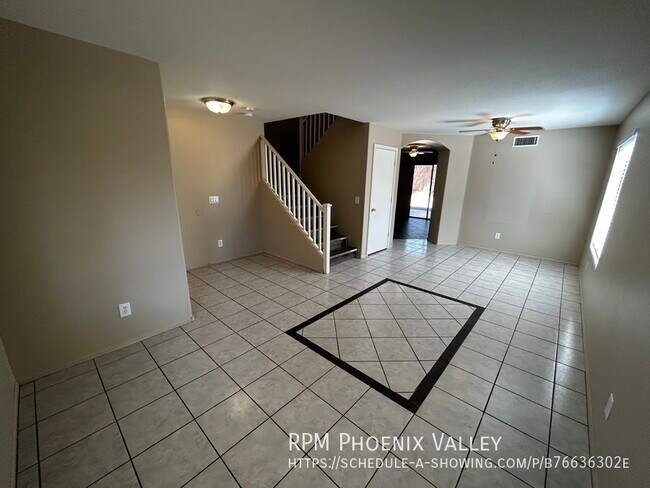 Building Photo - Spacious 4 Bedroom in Wigwam Creek New Pai...