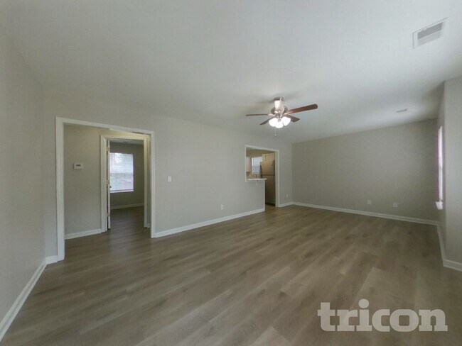 Foto del edificio - 262 Stonewood Dr