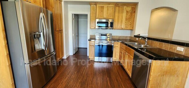 Foto del edificio - 5140 W Brunmier Dr