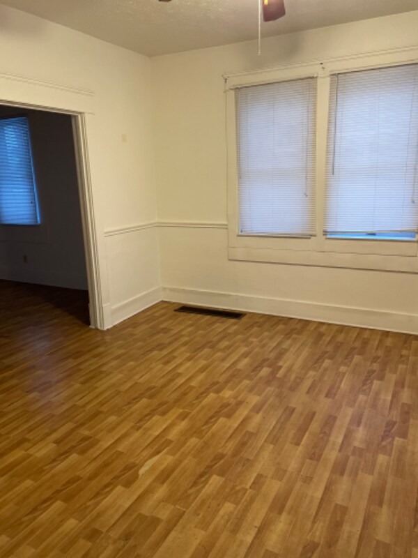 Foto del edificio - 230 Belmont Ave