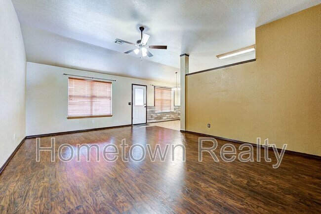 Foto del edificio - 12409 SW 12th St