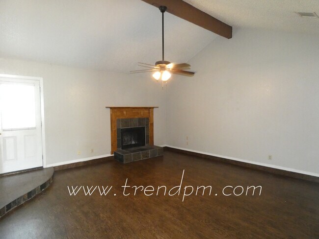 Building Photo - 404 Asbury Drive, Saginaw TX 76179