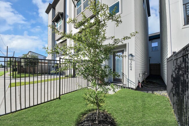 Foto del edificio - 3004 Holman St