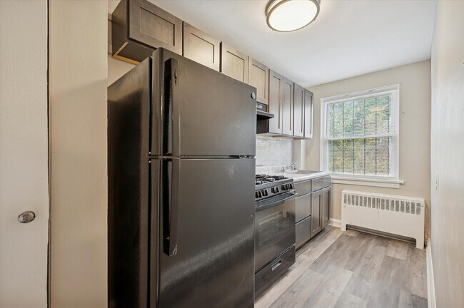 Photo - 6770 Blakemore St Apartment