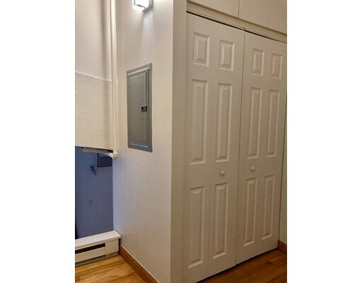 Building Photo - 12 Stoneholm St