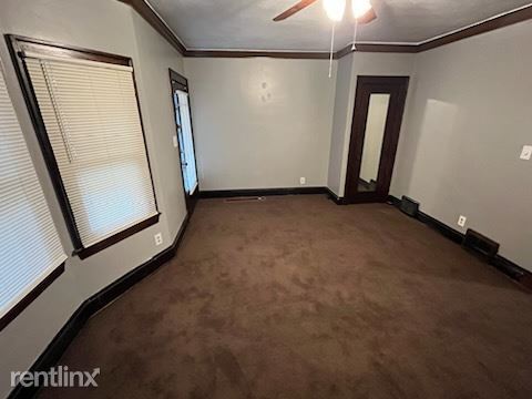 Foto del edificio - 2 br, 1 bath Duplex - 3871 West 136th Stre...