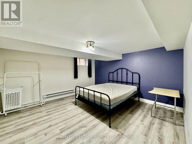 Photo du bâtiment - 1196 Avenue Rd