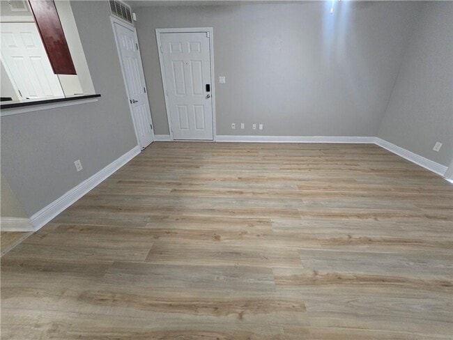 Foto del edificio - 2205 Santa Fe Pkwy