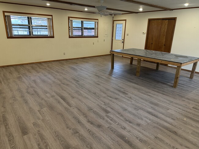 Gameroom - 13520 NW Cache Rd