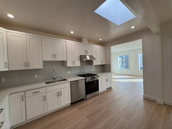 Lavavajillas de cocina completamente nuevos - 16 Balboa St