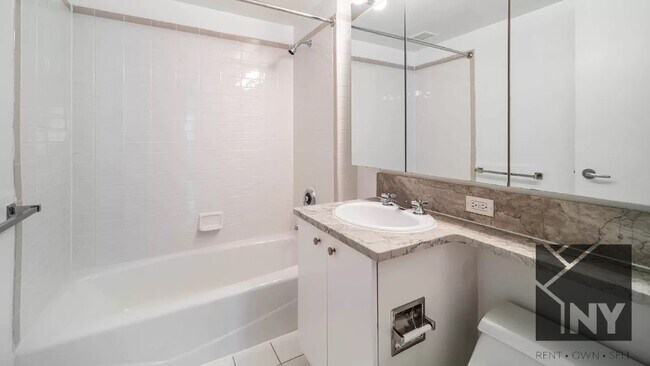 Foto del edificio - 475 9th Ave