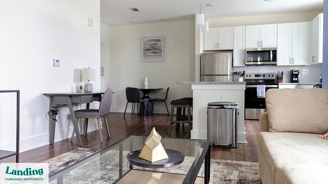 Building Photo - 901 Kelly Green Ln