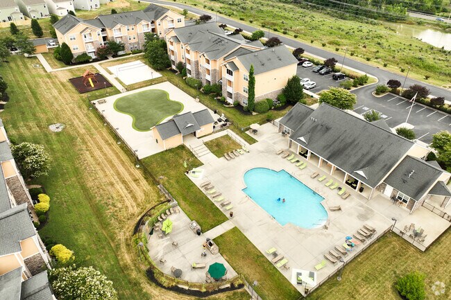 The new developments in Oak Ridge come with many amenities.