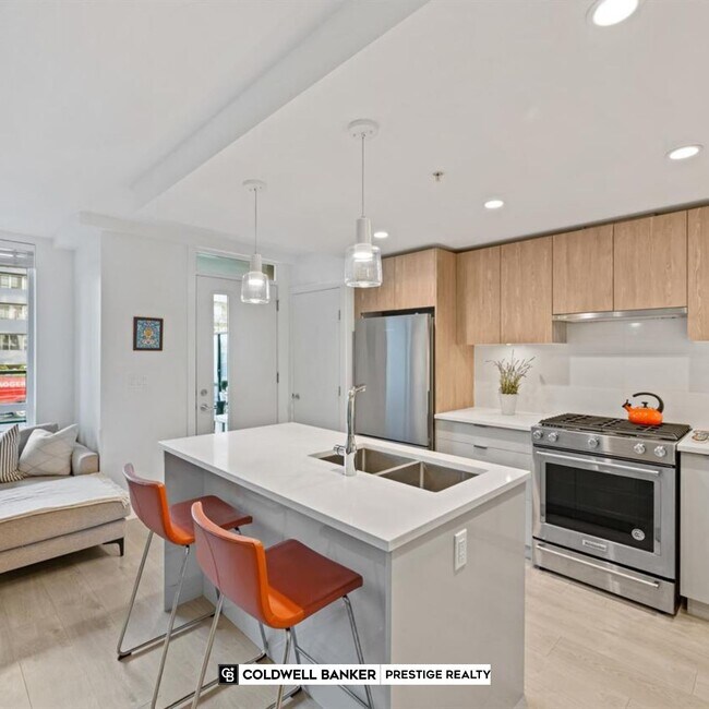 Photo du bâtiment - 108 8th St E