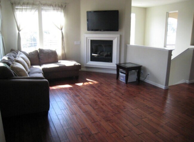 Building Photo - 2095 Samaritan Dr