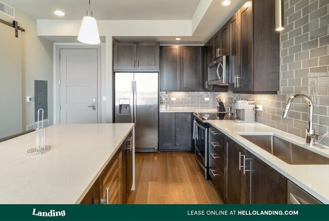Foto del edificio - 3111 N Houston St