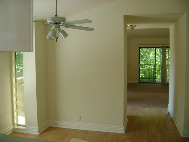 Building Photo - Roseville 3bed/2bath Condo!! www.titanrei.com