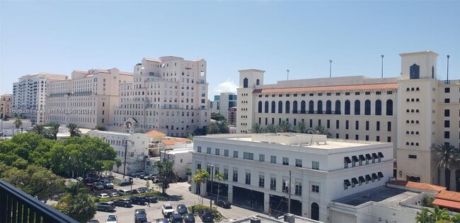 Building Photo - 275 Giralda Ave