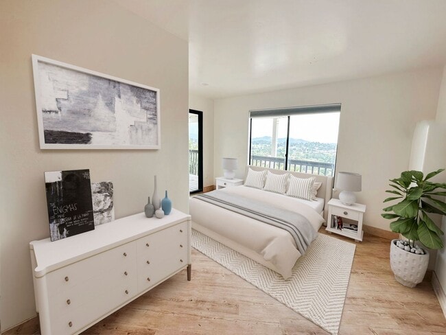 Building Photo - Newly Upgraded 3 Bedroom Home with Stunnin...