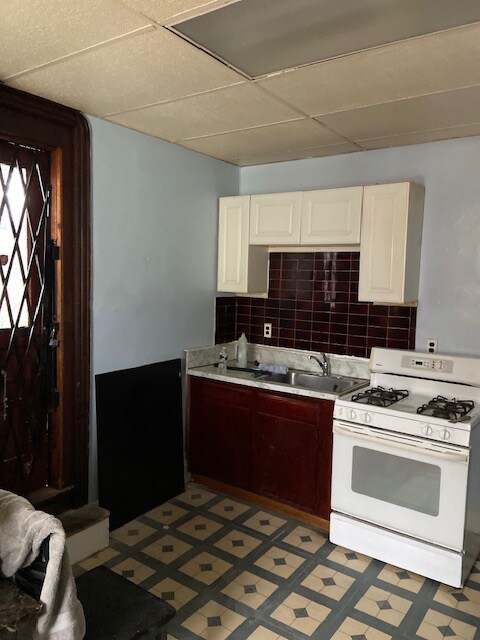 Building Photo - 408 W Somerville Ave