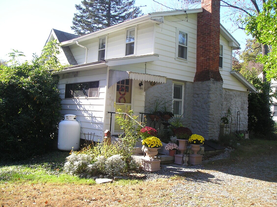594 Sturges Hwy, Westport, CT 06880 House Rental in Westport, CT