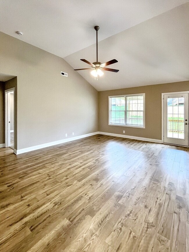 Building Photo - 137 Ardell Dr