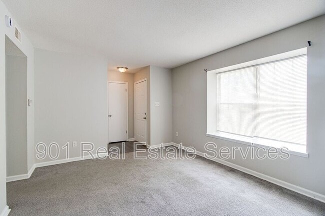 Building Photo - 2998 Stage Park Pl
