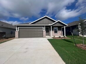 Building Photo - 4221 Jutland Dr