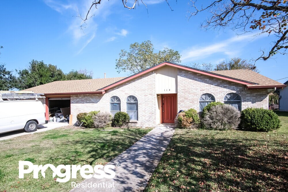 114 Cloverleaf St, San Marcos, TX 78666 House Rental in San Marcos