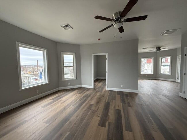 Foto del edificio - 21 Jones St