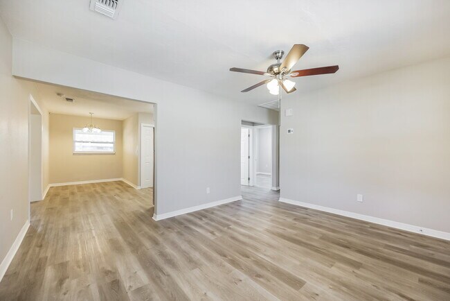 Foto del edificio - 5 Victoria Dr