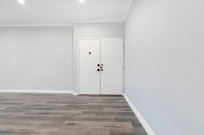Foto del edificio - 234 N Kenwood St