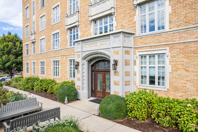 Entrance - Riverview Manor