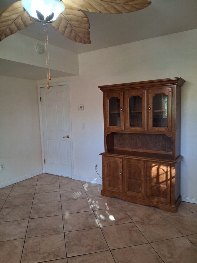 área de cocina/comedor - 770 Haines Ct