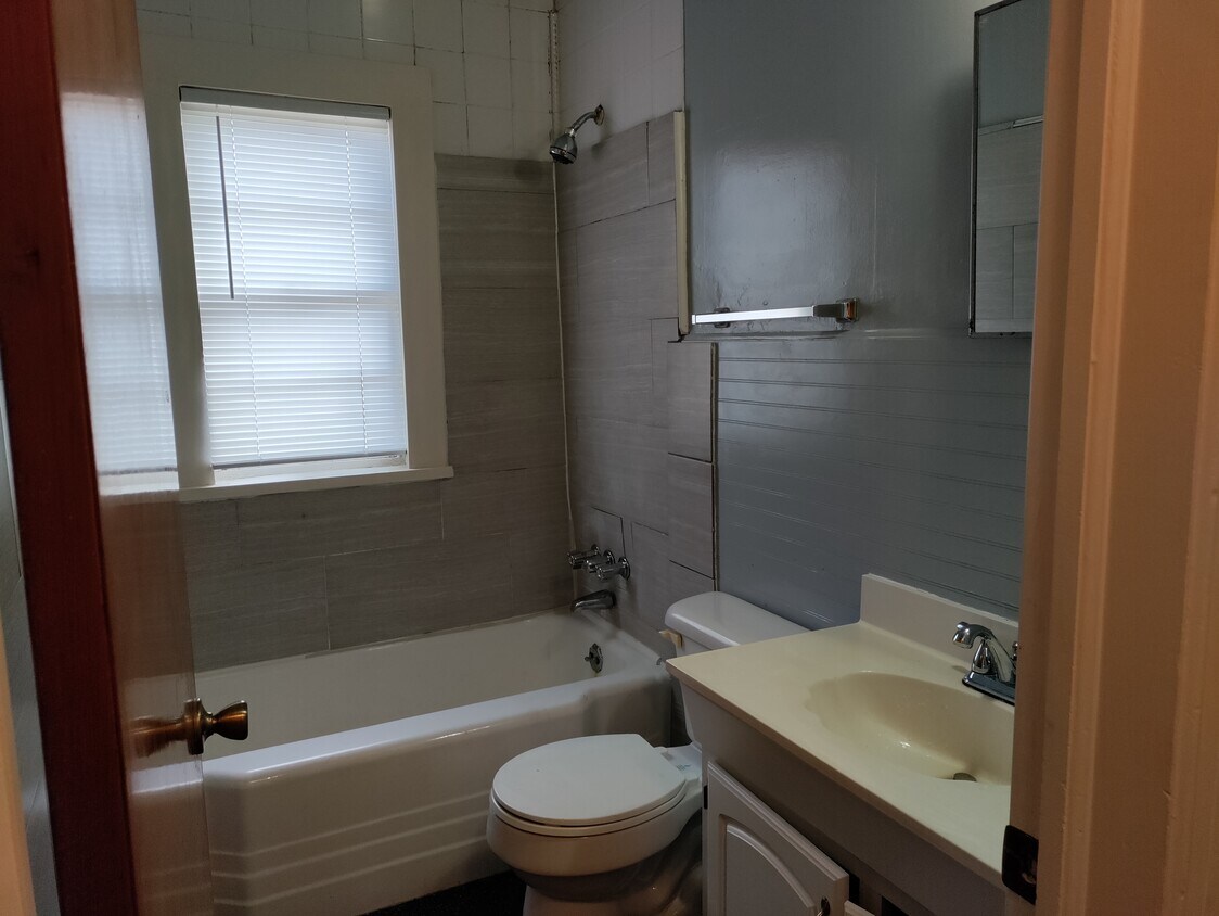 1703 Jackson St, Hopewell, VA 23860 House Rental in Hopewell, VA