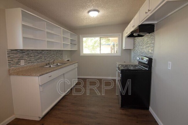 Foto del edificio - 2702 66th St