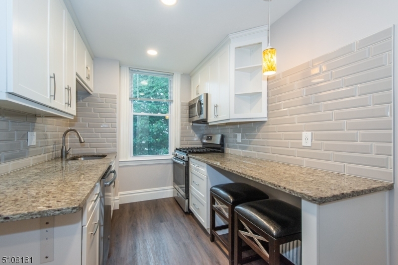 Foto principal - 182 Baldwin St