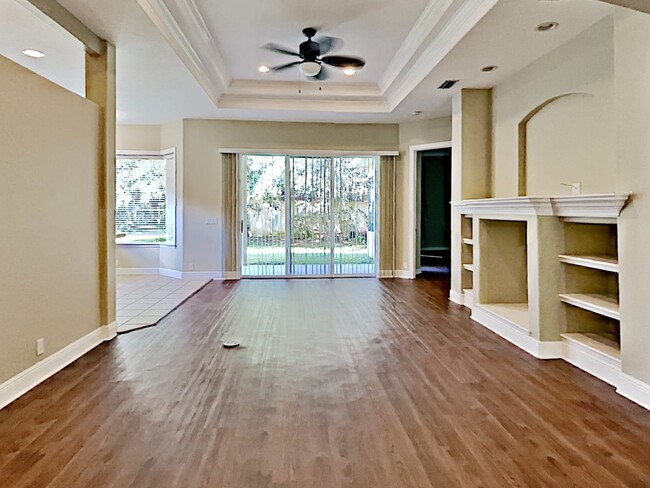 Building Photo - 67 Arbor Oaks Dr