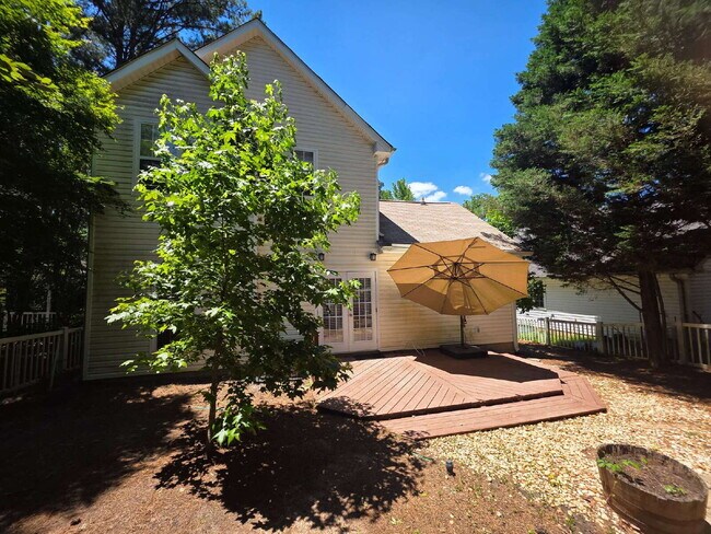 Foto del edificio - Cute 2 story in great area of Peachtree City!