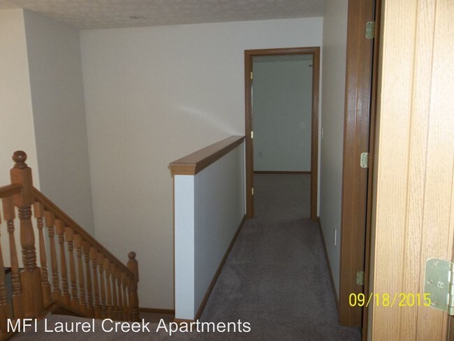 Building Photo - 2221 Shamrock Ln