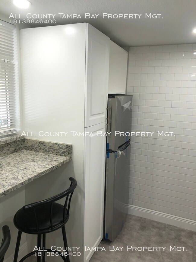 Building Photo - 6312 Newtown Cir