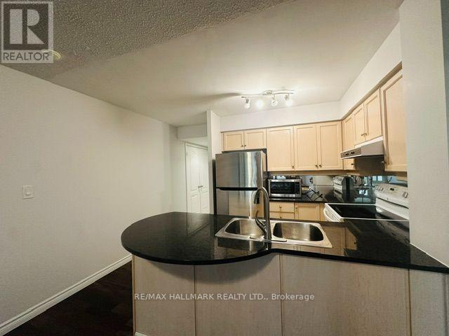Building Photo - 8 Rean Dr