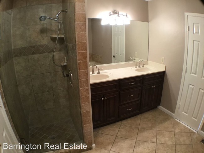 Foto del edificio - 4 br, 2.5 bath House - 320 Linden Street