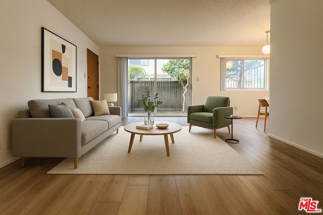 Foto principal - 1261 Granville Ave