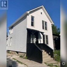 Building Photo - 142 McKay Ave