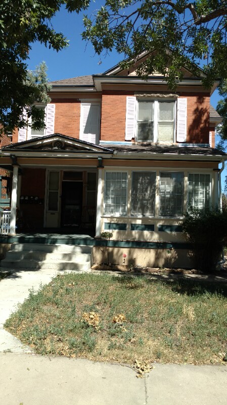 Foto principal - 2112 N Grand Ave